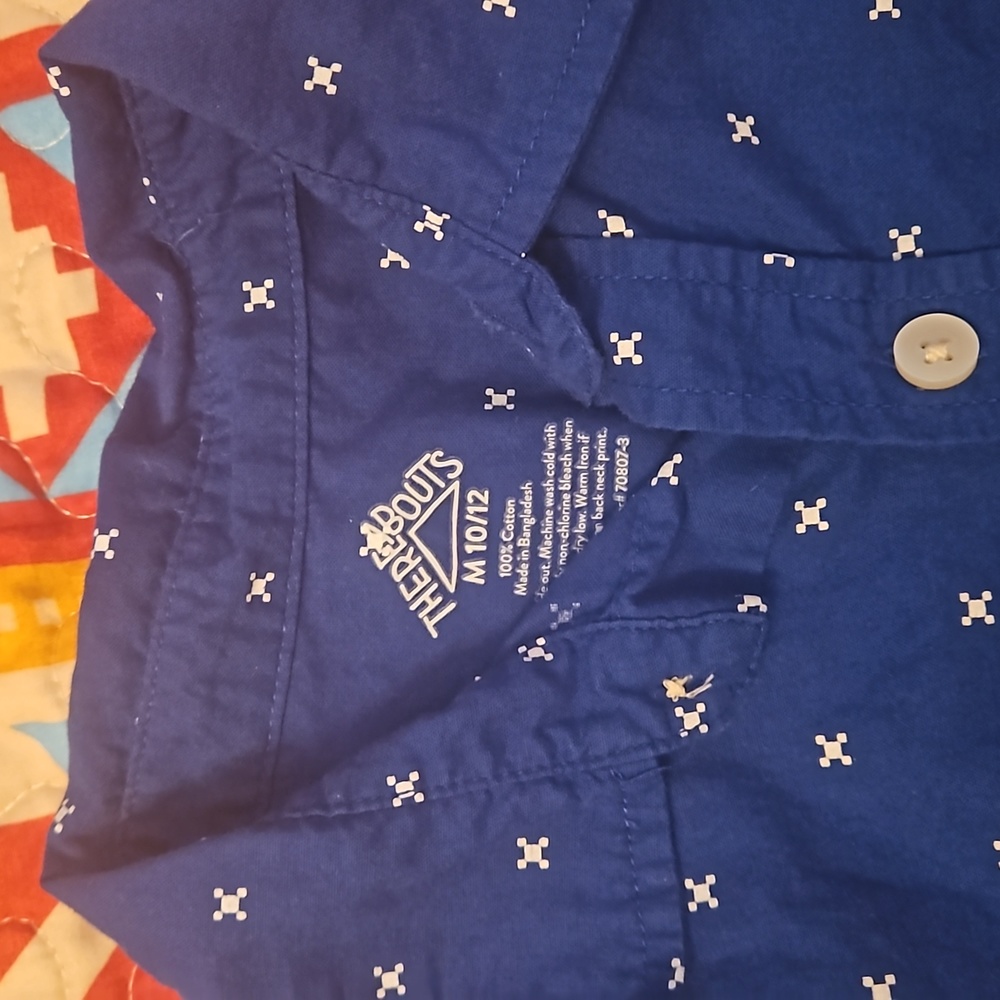 Boys button up - Picture 2 of 2